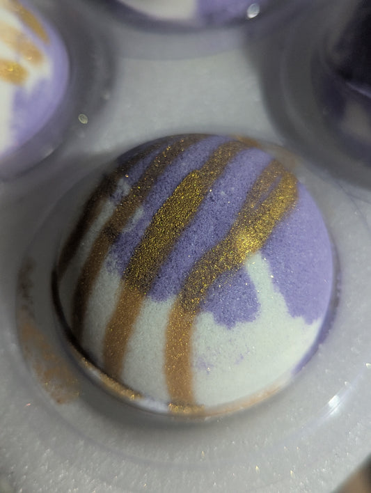 Lavender Bath Bomb | Luxury Bath Ritual | Handmade Self-Care Bath Soak