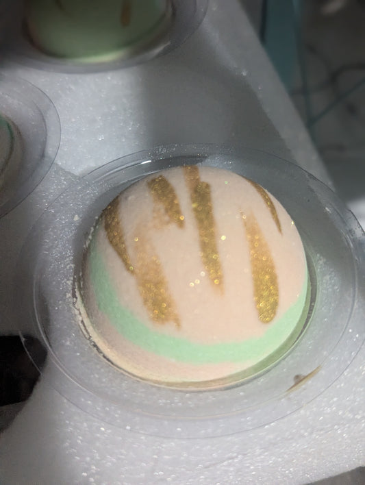 Pistachio + Salted Caramel Bath Bomb | Luxury Bath Ritual | Vacation-Inspired Self-Care Soak